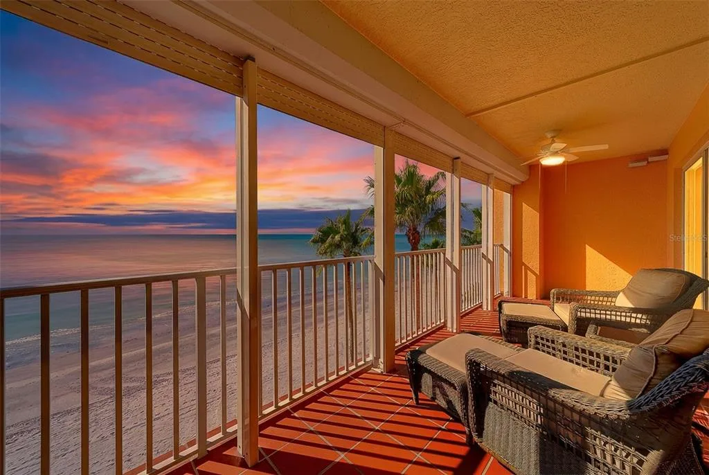 16450 GULF BOULEVARD # 565, NORTH REDINGTON BEACH, FL 33708