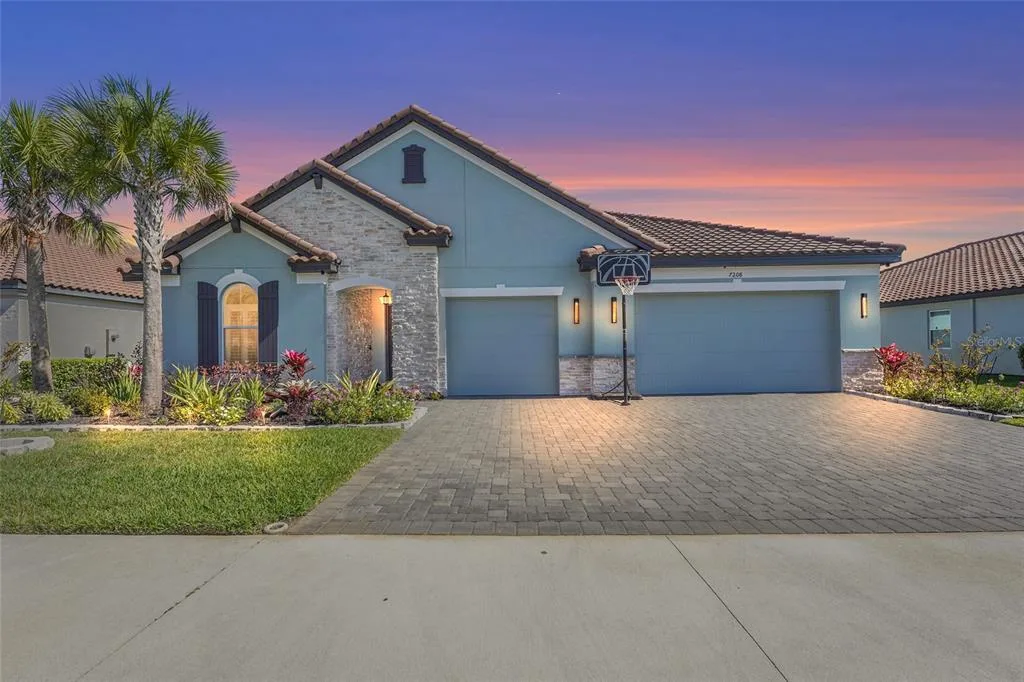 7208 GREAT EGRET BOULEVARD, SARASOTA, FL 34241