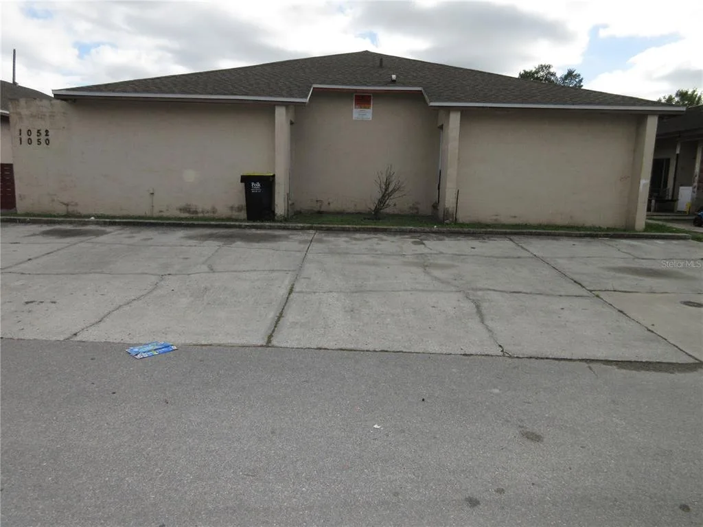 1050 CAPTIVA POINT, LAKELAND, FL 33801