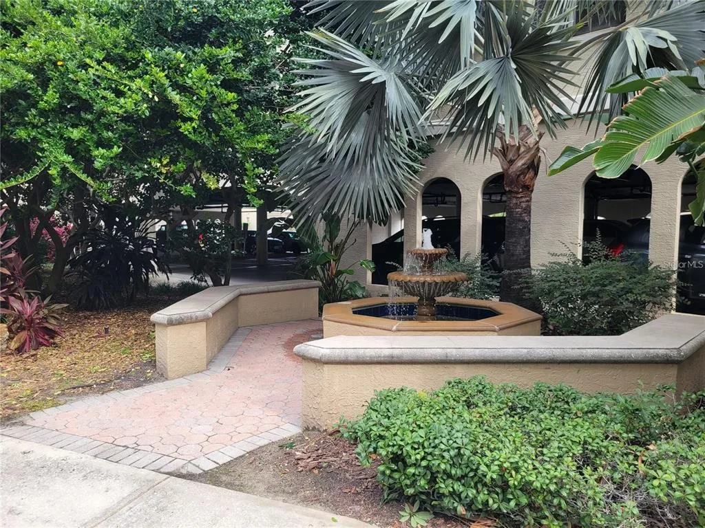 501 KNIGHTS RUN AVENUE # 1113, TAMPA, FL 33602