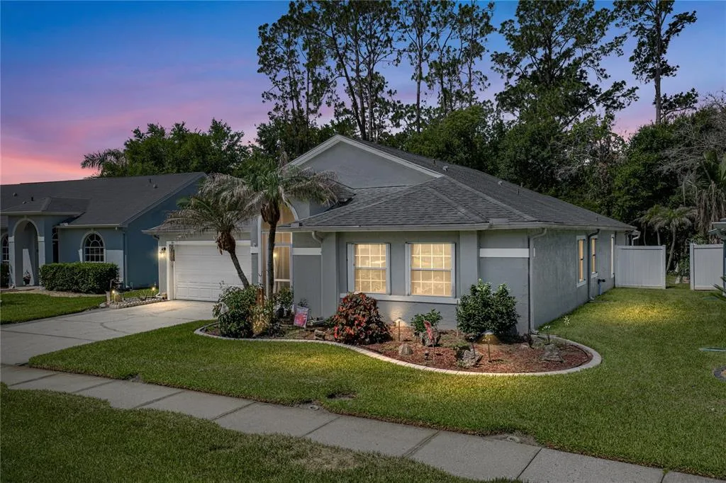 5137 NEW BRITTANY LANE, ZEPHYRHILLS, FL 33541