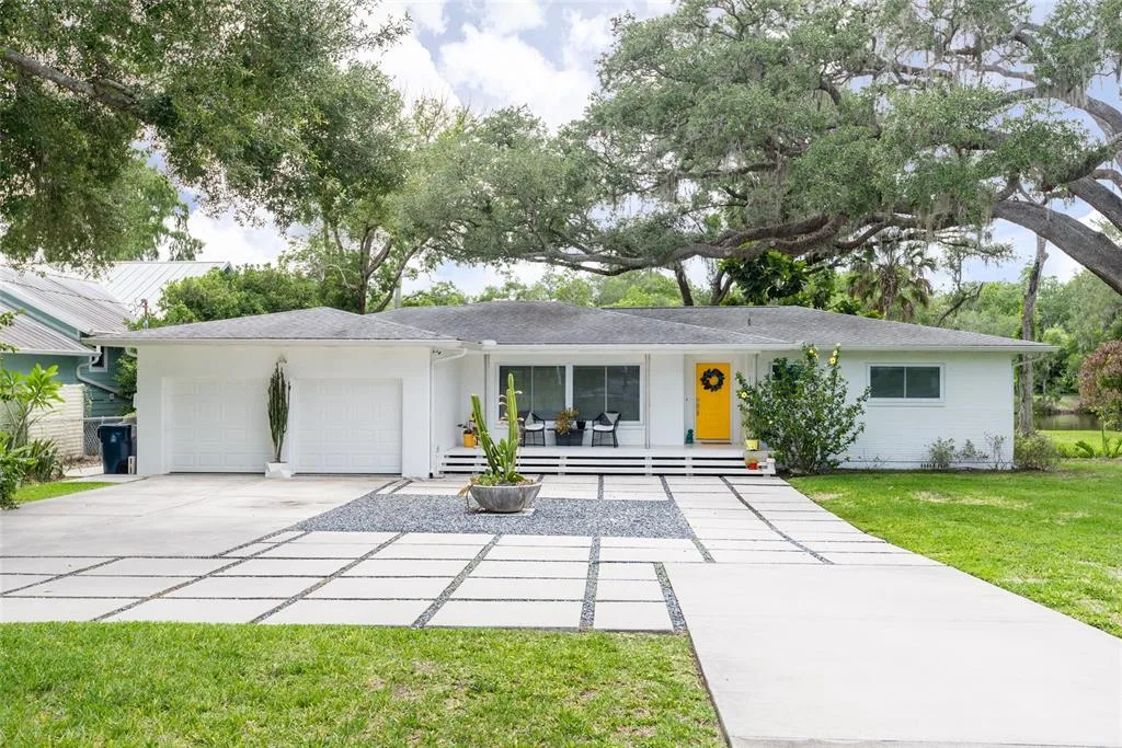 7308 N OLA AVENUE, TAMPA, FL 33604