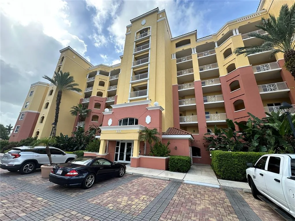611 RIVIERA DUNES WAY # 102, PALMETTO, FL 34221