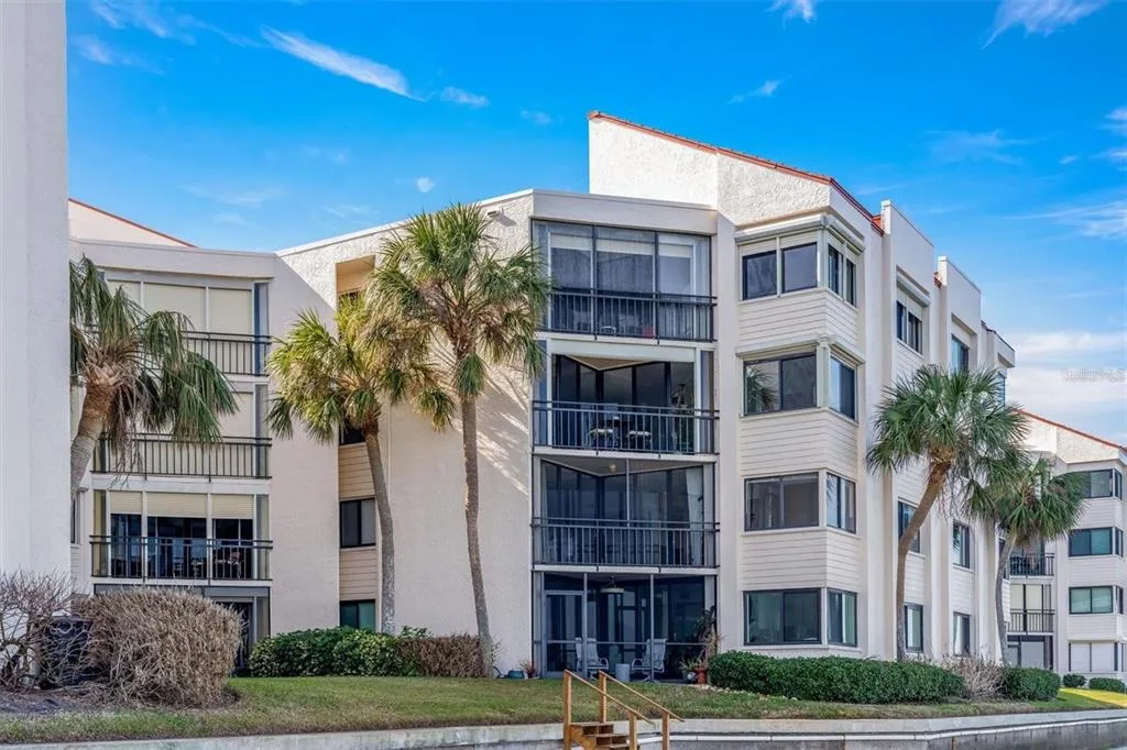 5633 PUERTA DEL SOL BOULEVARD S # 307, ST PETERSBURG, FL 33715