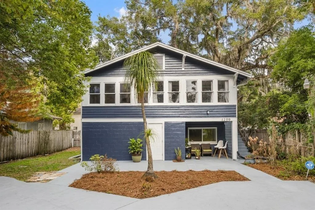 1209 S MYRTLE AVENUE, SANFORD, FL 32771