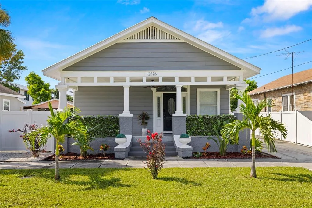 2526 W UNION STREET, TAMPA, FL 33607