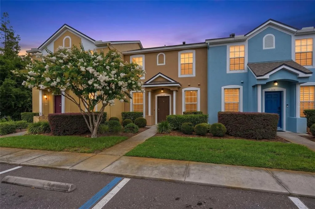 1250 CHARLESWORTH DRIVE, WESLEY CHAPEL, FL 33543