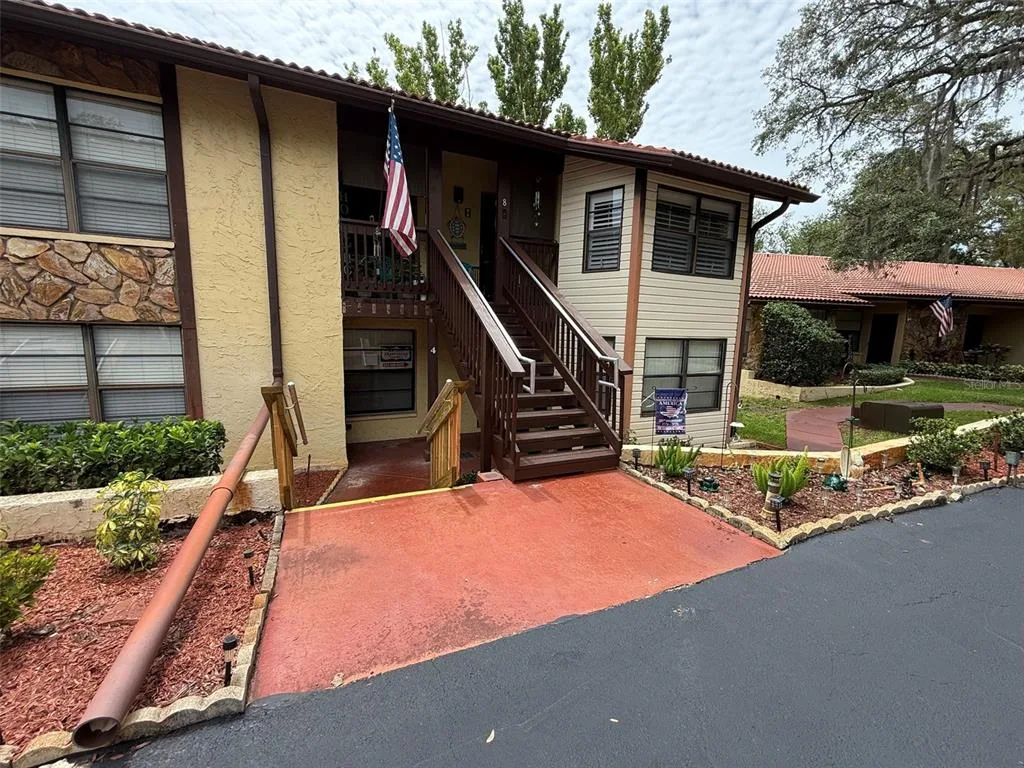 8621 SHADBLOW COURT # 4, PORT RICHEY, FL 34668