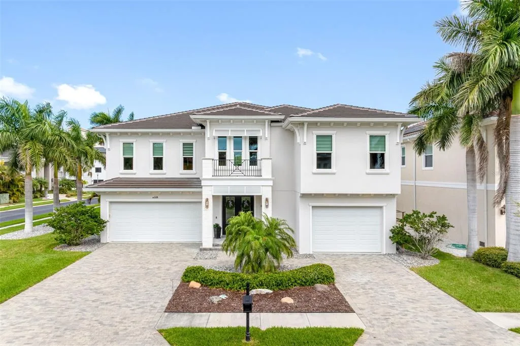 124 FOREST HILLS DRIVE, REDINGTON SHORES, FL 33708