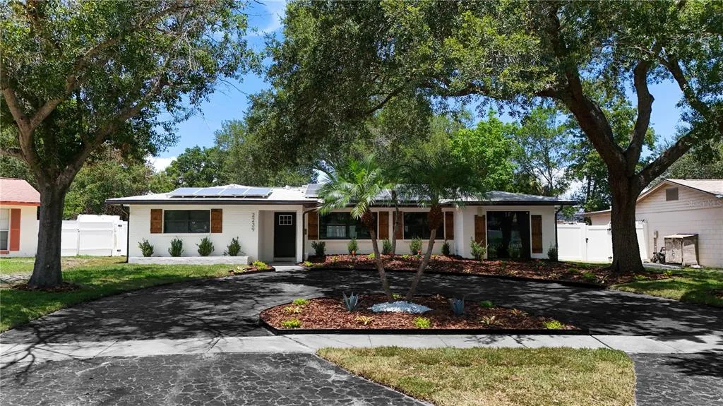 2239 68TH AVENUE N, ST PETERSBURG, FL 33702