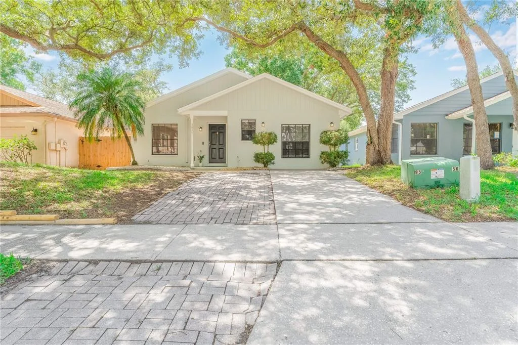 3826 LAKE SHORE DRIVE, PALM HARBOR, FL 34684