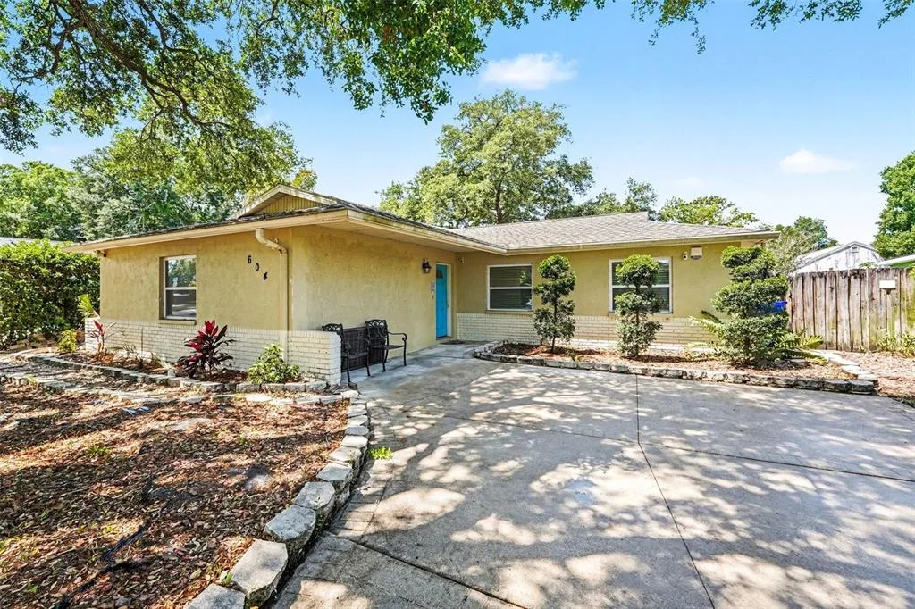 604 LIMETREE DRIVE, OLDSMAR, FL 34677