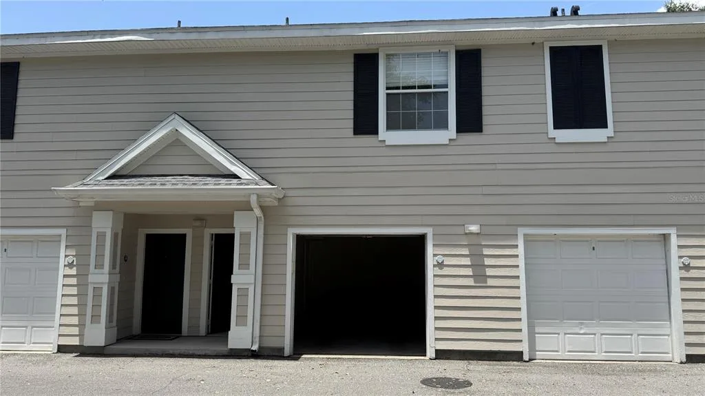234 SOUTHERN PECAN CIRCLE # 202, WINTER GARDEN, FL 34787