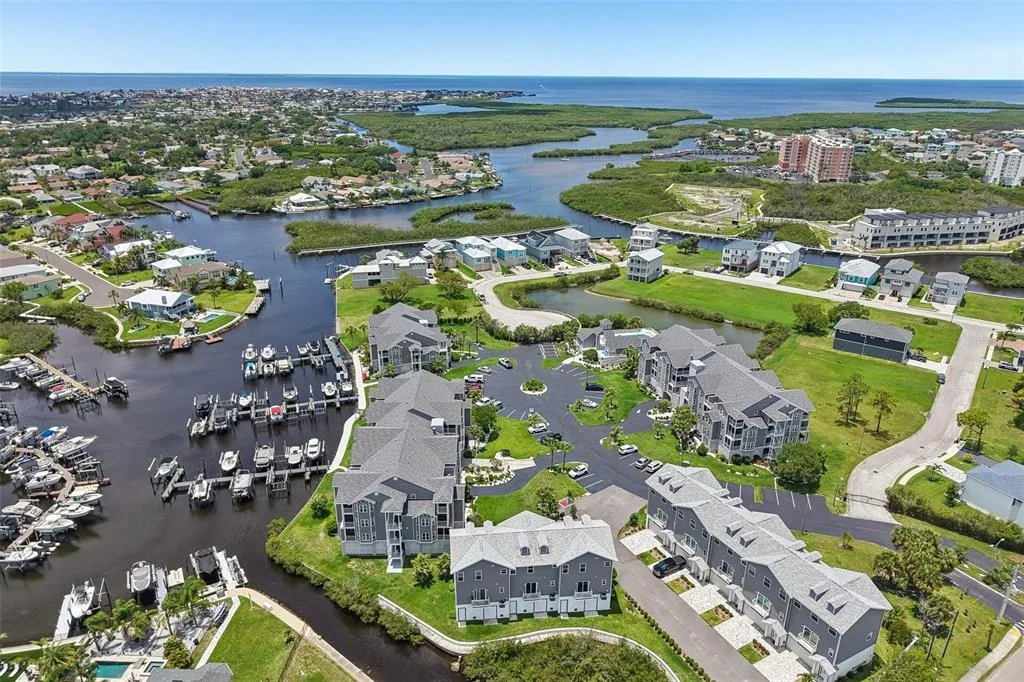 5727 BISCAYNE COURT # 209, NEW PORT RICHEY, FL 34652