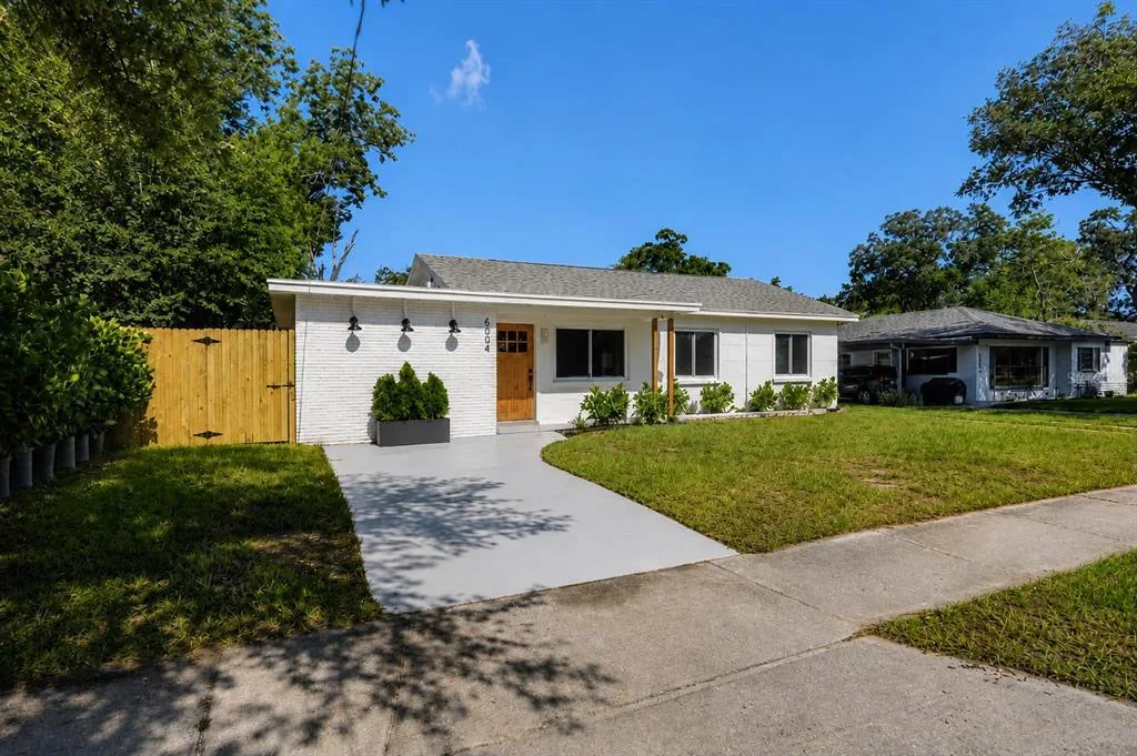 6504 N 20TH STREET, TAMPA, FL 33610
