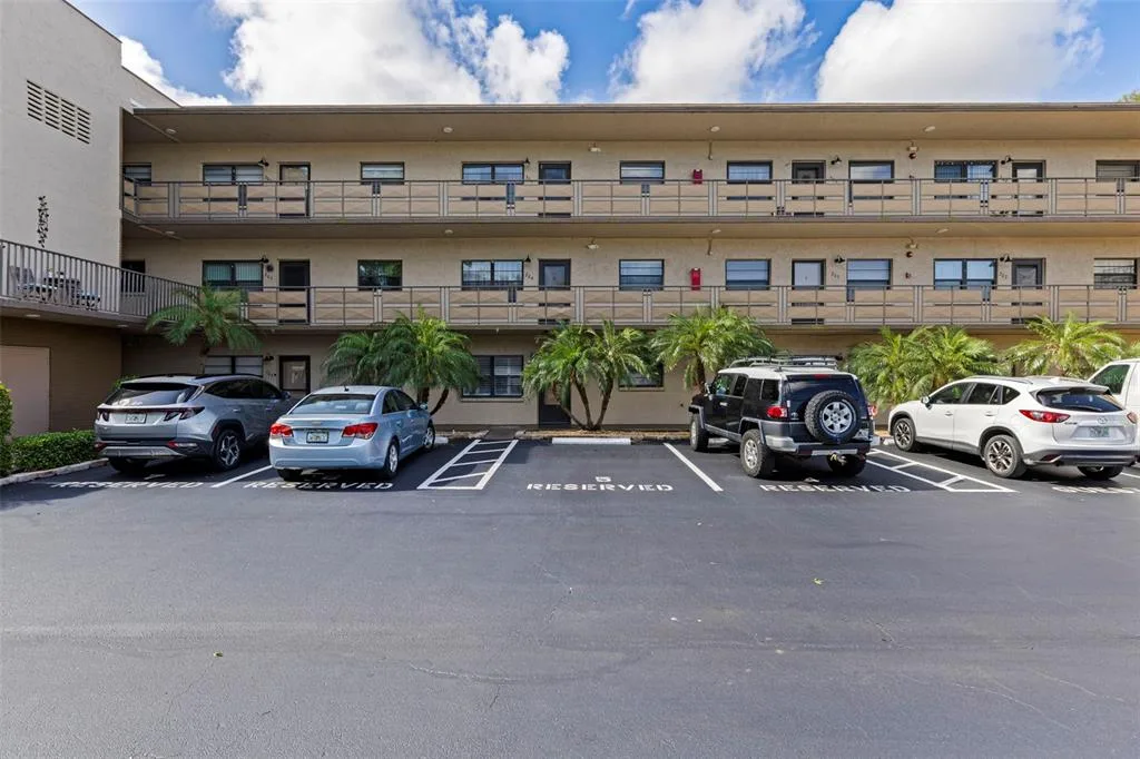 5975 TERRACE PARK DRIVE N # 204, ST PETERSBURG, FL 33709