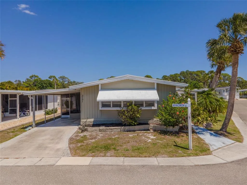 5751 HYACINTH ROAD, VENICE, FL 34293