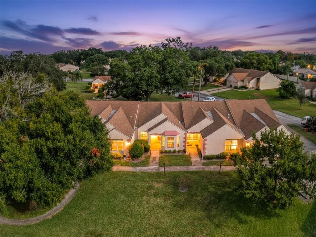 11403 VERSAILLES LANE # E, PORT RICHEY, FL 34668