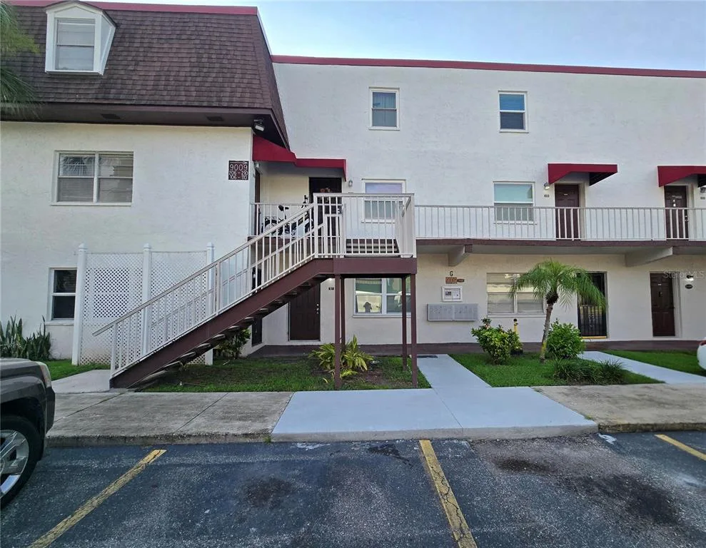 9009 TUDOR DRIVE # G107, TAMPA, FL 33615