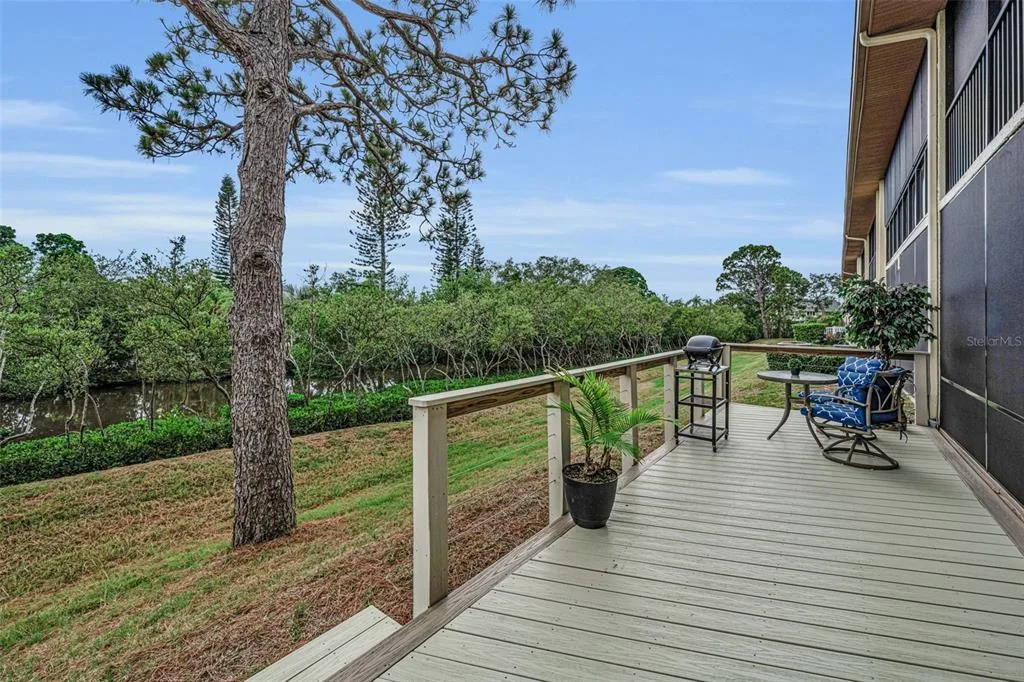 1673 SEASCAPE CIRCLE # 102, TARPON SPRINGS, FL 34689
