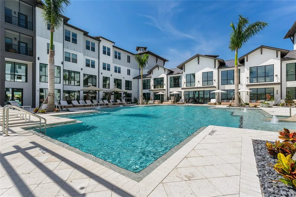 1420 LAKEFRONT DRIVE # 4305, SARASOTA, FL 34240