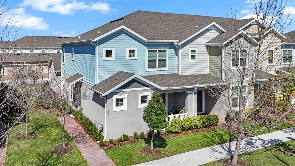 6262 GOLDCOAST AVENUE, APOLLO BEACH, FL 33572