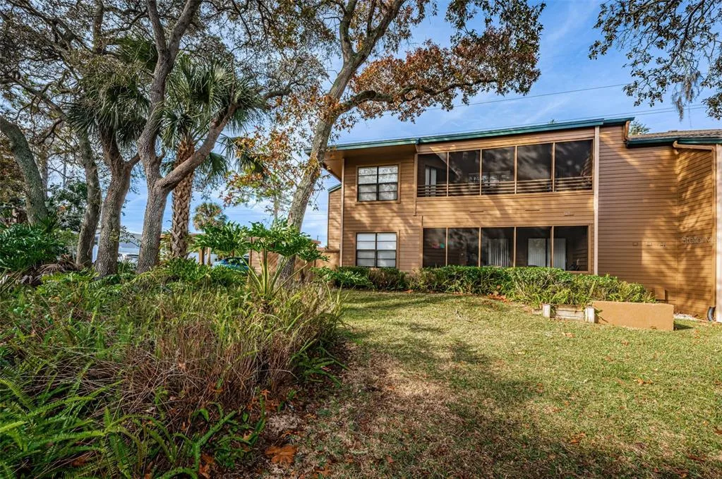 802 LENNOX ROAD W # 802, PALM HARBOR, FL 34683
