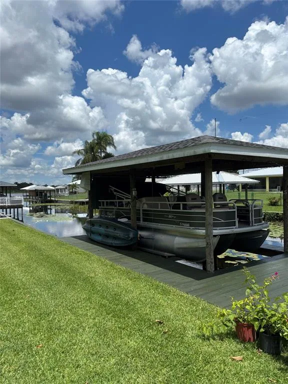 121 DAISY LANE, LAKE PLACID, FL 33852