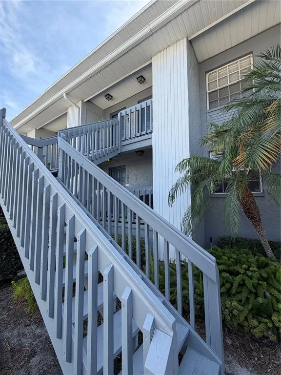 4839 MCELROY # F206, TAMPA, FL 33611