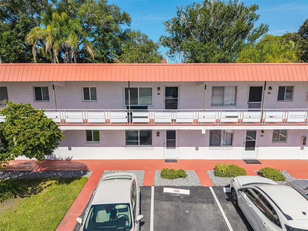1100 MARTINIQUE DRIVE # 106, WINTER HAVEN, FL 33884