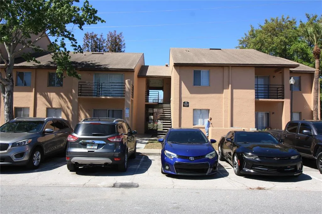 5208 VIA HACIENDA CIRCLE # A201, ORLANDO, FL 32839