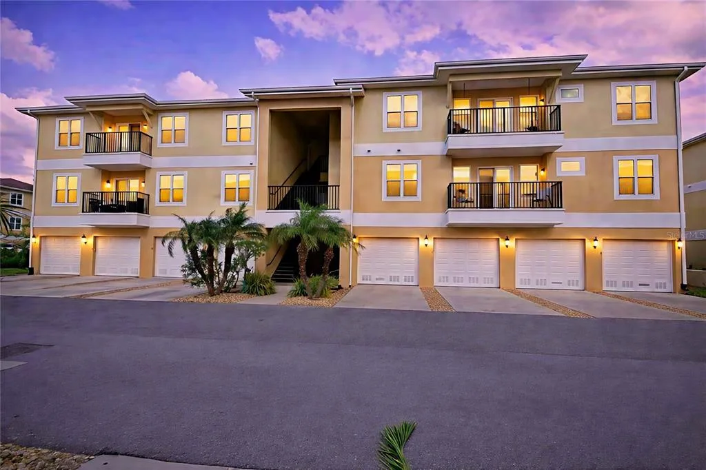 6420 BANYAN BOULEVARD # 303, NEW PORT RICHEY, FL 34652