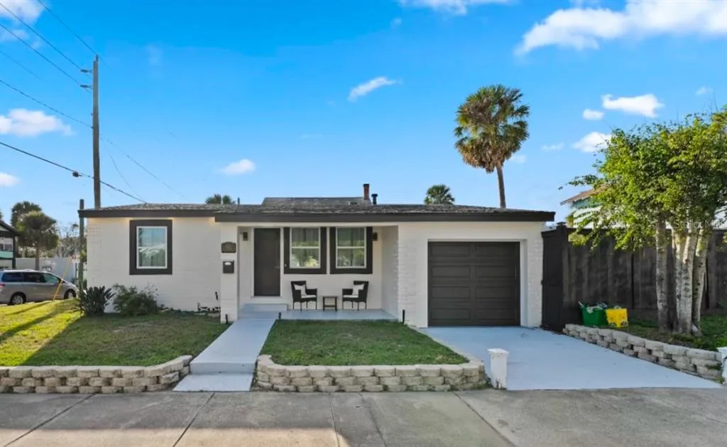 301 N HOLLYWOOD AVENUE, DAYTONA BEACH, FL 32118