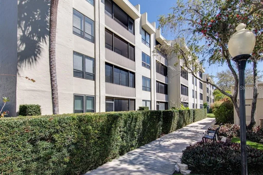 2615 COVE CAY DRIVE # 205, CLEARWATER, FL 33760