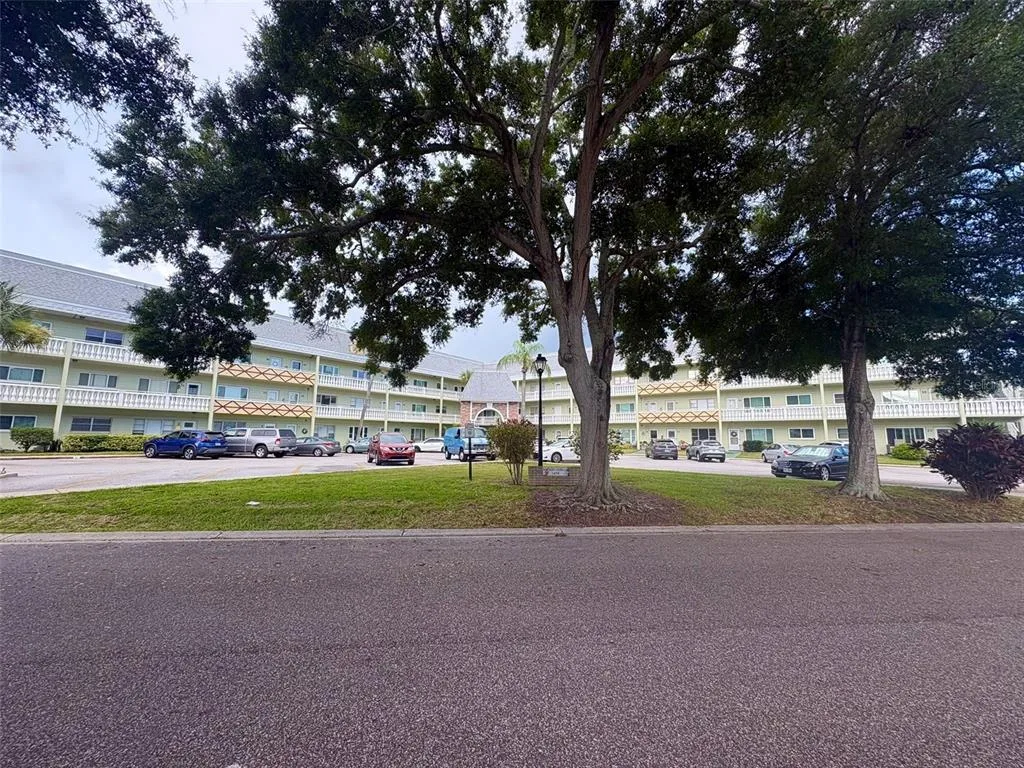 2459 COLUMBIA DRIVE # 69, CLEARWATER, FL 33763