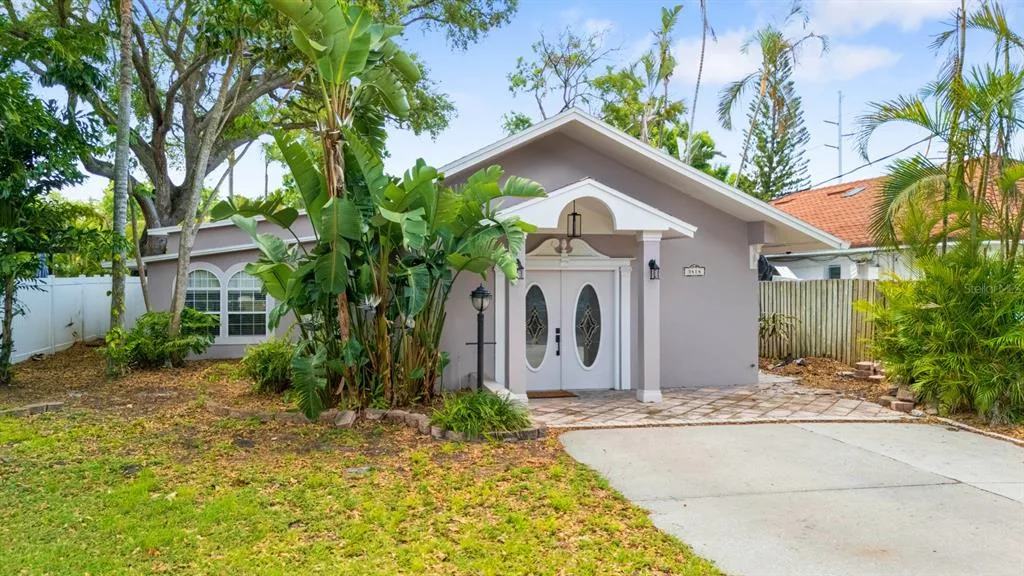 3414 W WALLCRAFT AVENUE, TAMPA, FL 33611