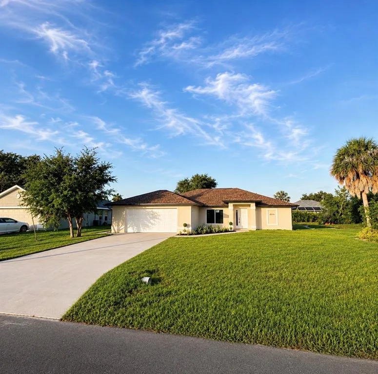 121 MARINER LANE, ROTONDA WEST, FL 33947