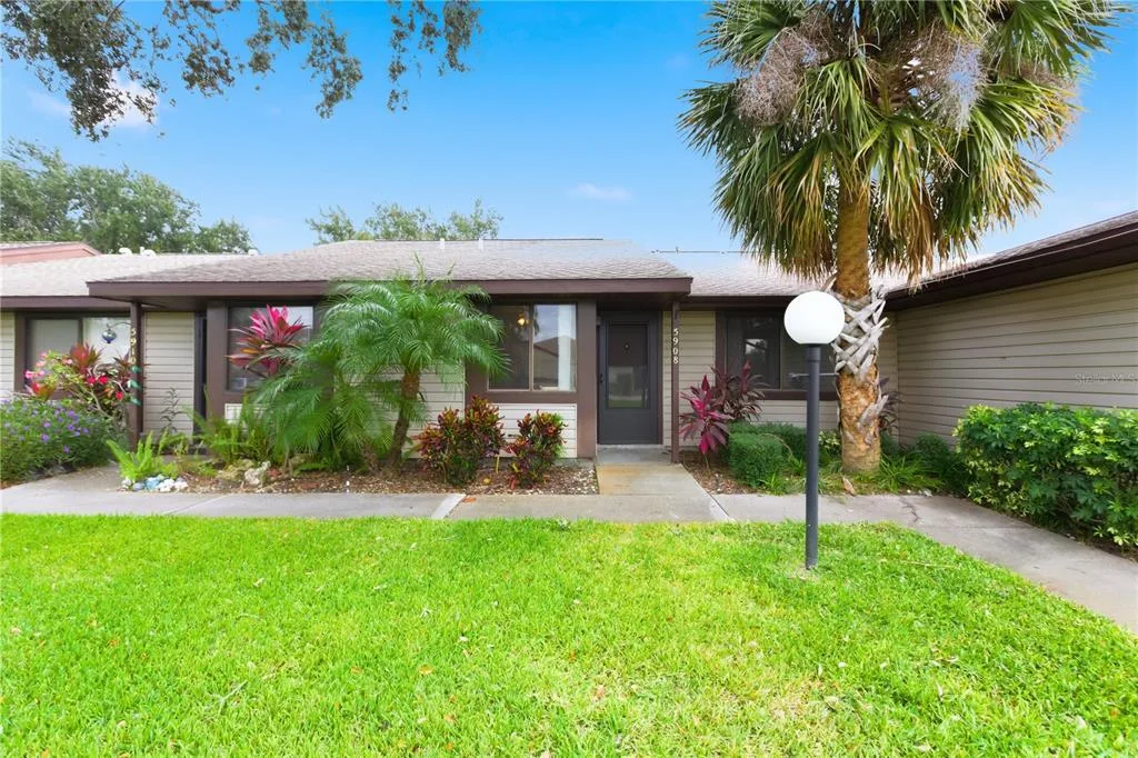 5908 36TH AVENUE CIRCLE W, BRADENTON, FL 34209