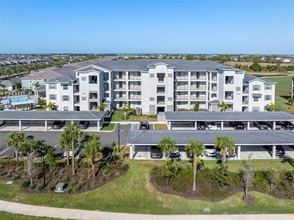 17565 OPAL SAND DRIVE # 201, VENICE, FL 34293