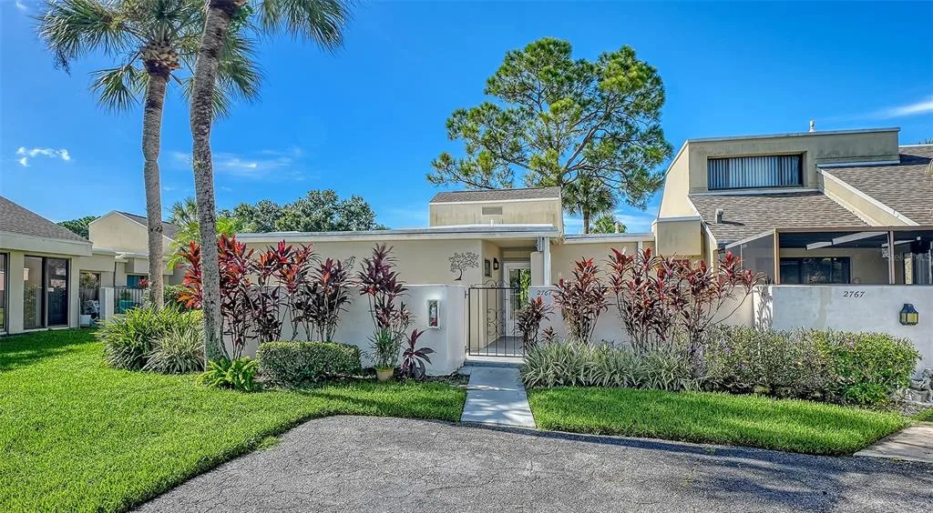 2761 HORSESHOE COURT # Q4, SARASOTA, FL 34235