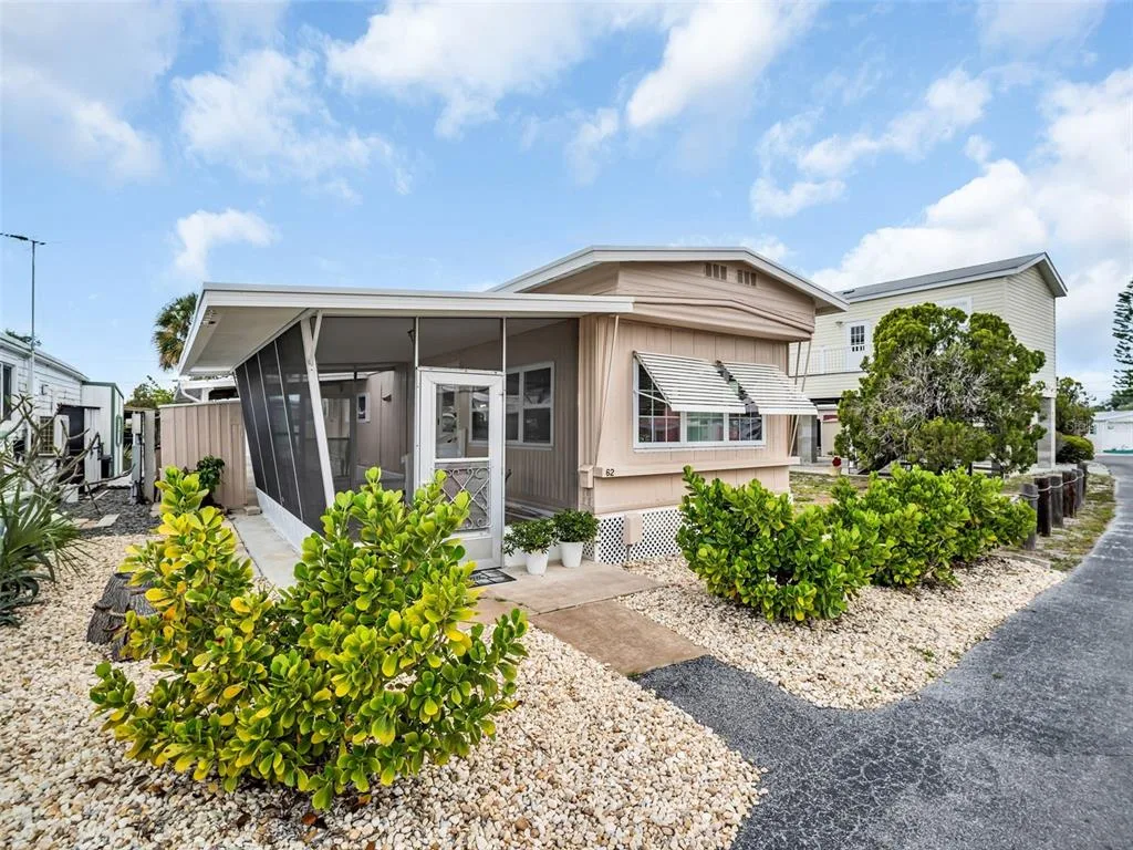 800 CHESAPEAKE DRIVE # 62, TARPON SPRINGS, FL 34689