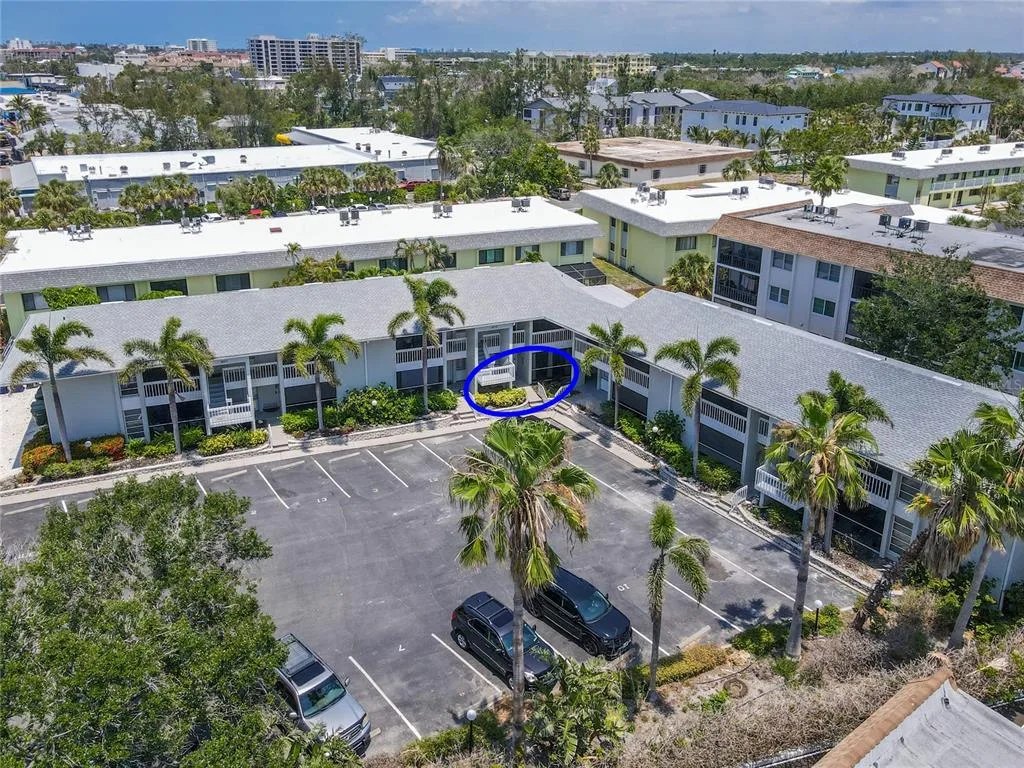 6713 MIDNIGHT PASS ROAD # 4, SARASOTA, FL 34242