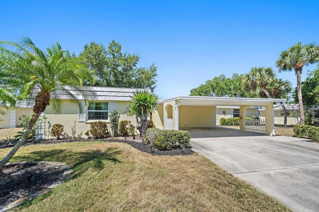 5940 DRIFTWOOD AVENUE # 15, SARASOTA, FL 34231
