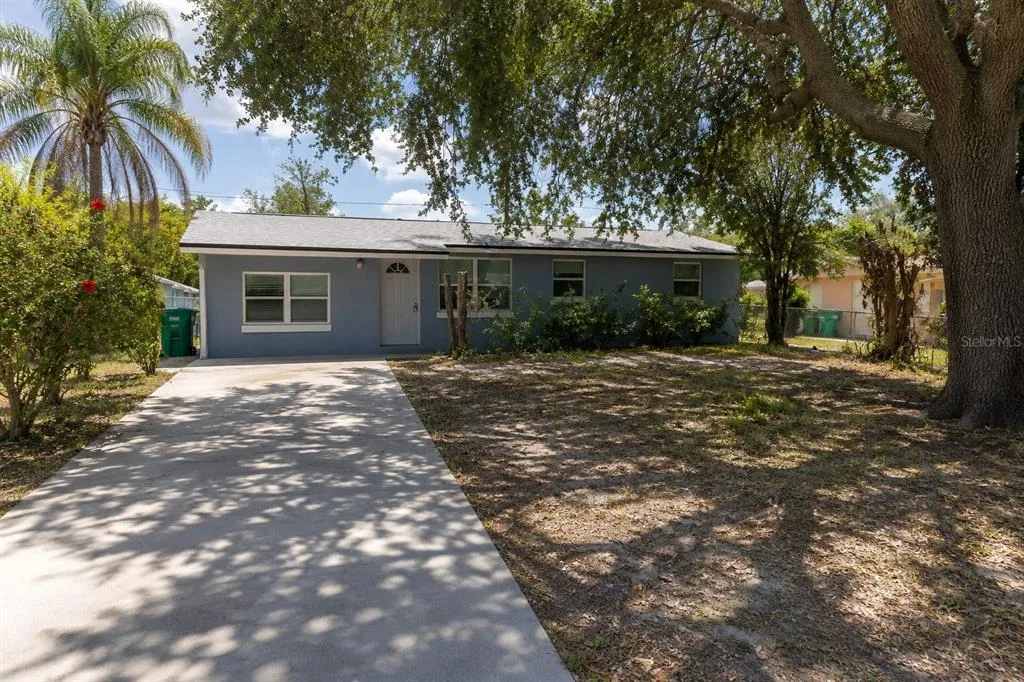217 BETTY AVENUE S, DUNDEE, FL 33838
