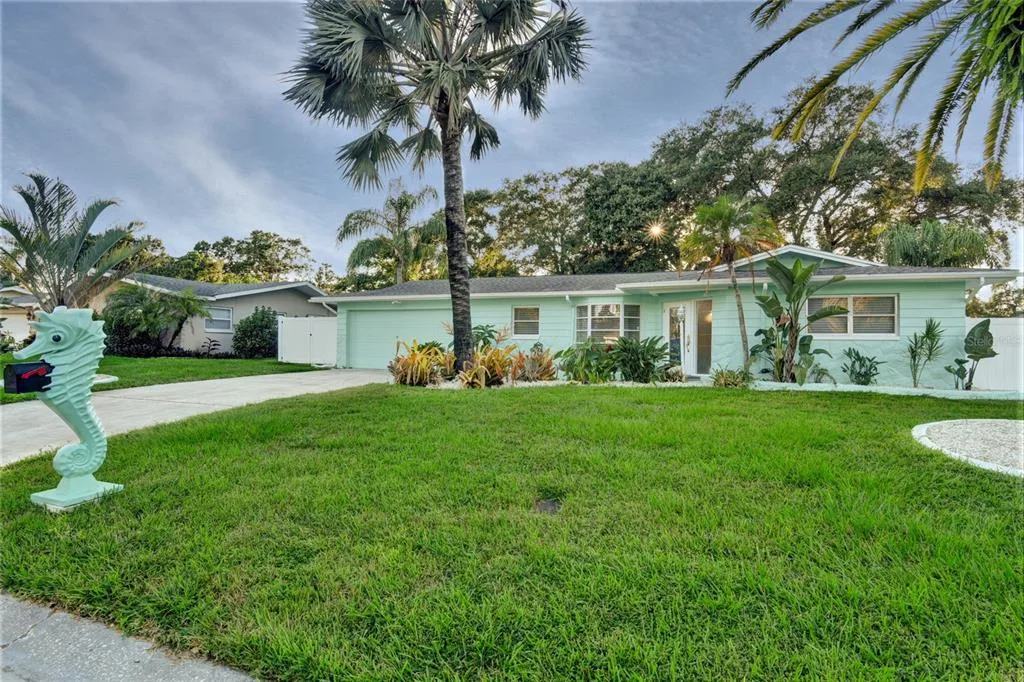 1968 SOUVENIR DRIVE, CLEARWATER, FL 33755