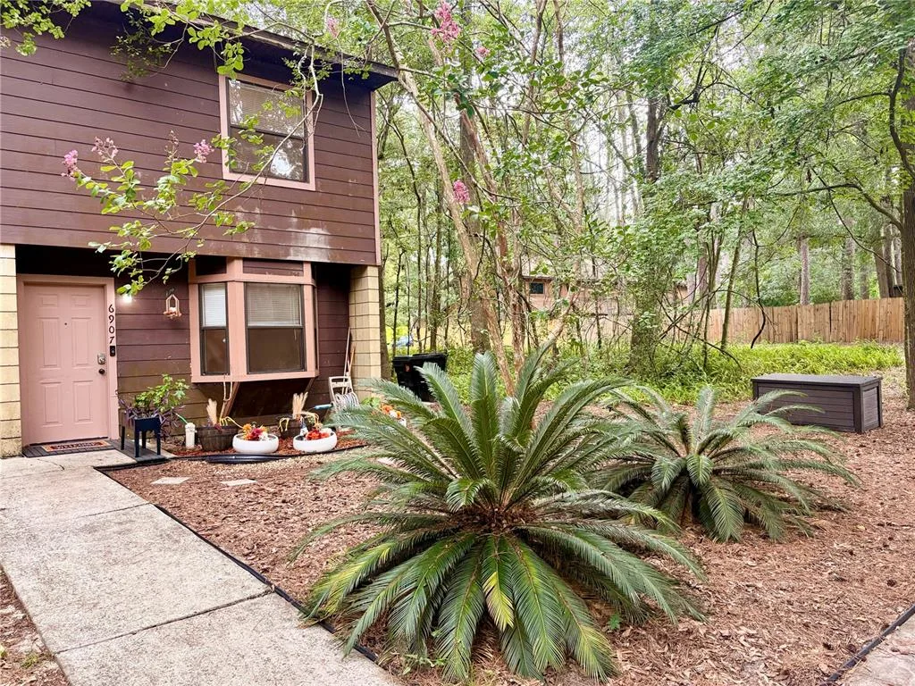 6907 SW 44TH AVENUE, GAINESVILLE, FL 32608
