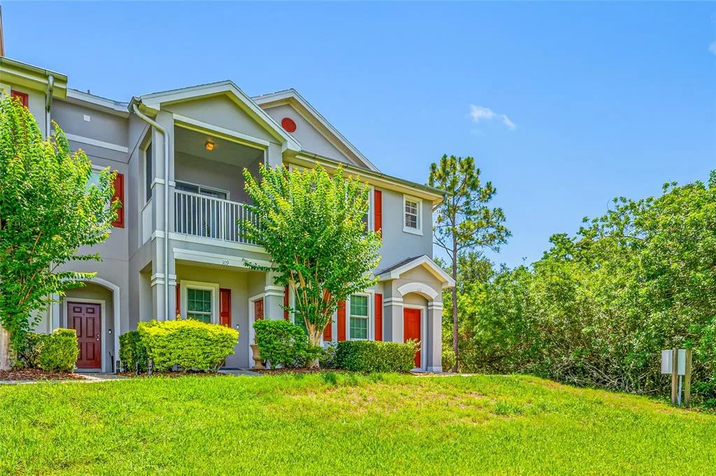 10409 CRIMSON PARK LANE # 110, TAMPA, FL 33626