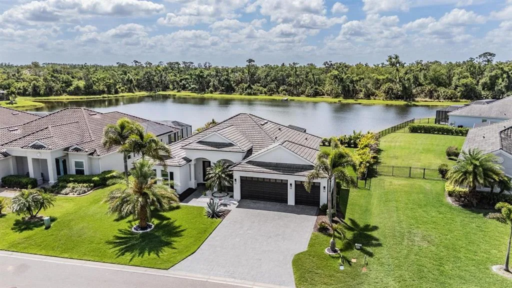16007 39TH GLEN E, PARRISH, FL 34219