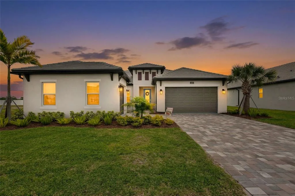 1652 LUGANO CIRCLE, NOKOMIS, FL 34275