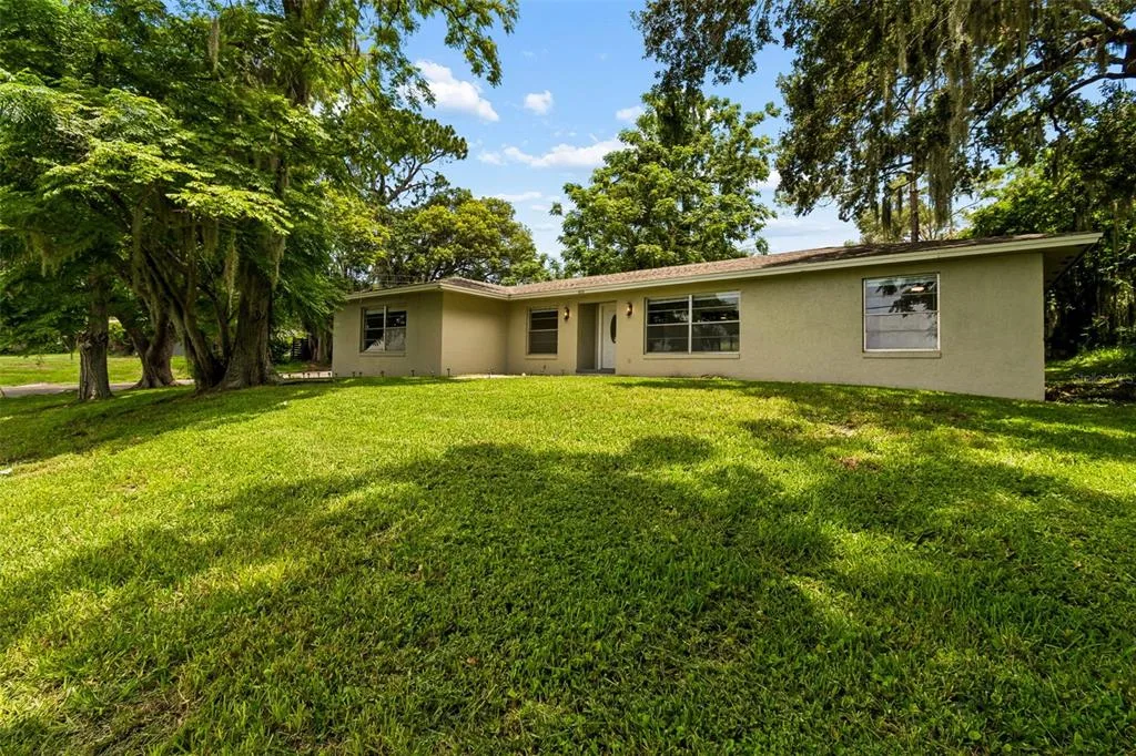 400 E SILVER STAR ROAD, OCOEE, FL 34761